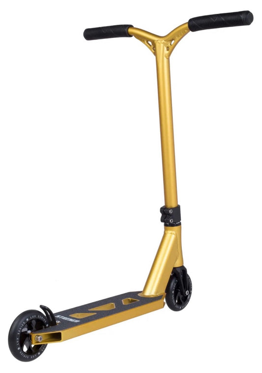 Striker Lux Youth Scooter Gold Black