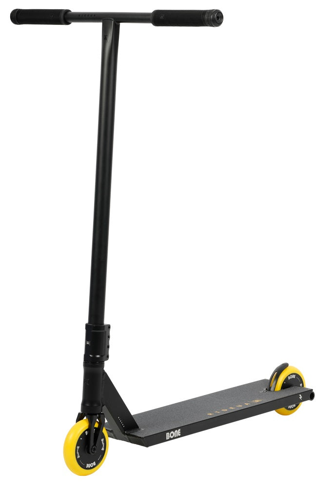 UrbanArtt Bone 6 x 23 Scooter Black Yellow