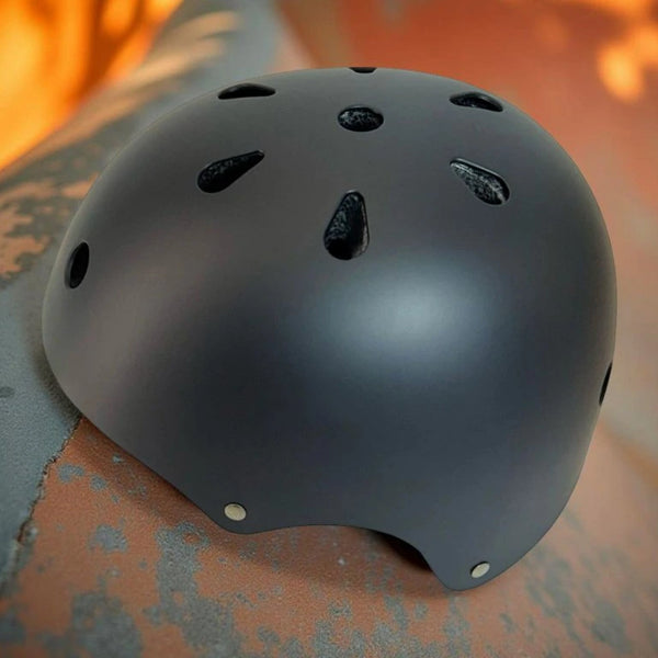 Stuntstep Helm Nexus Zwart