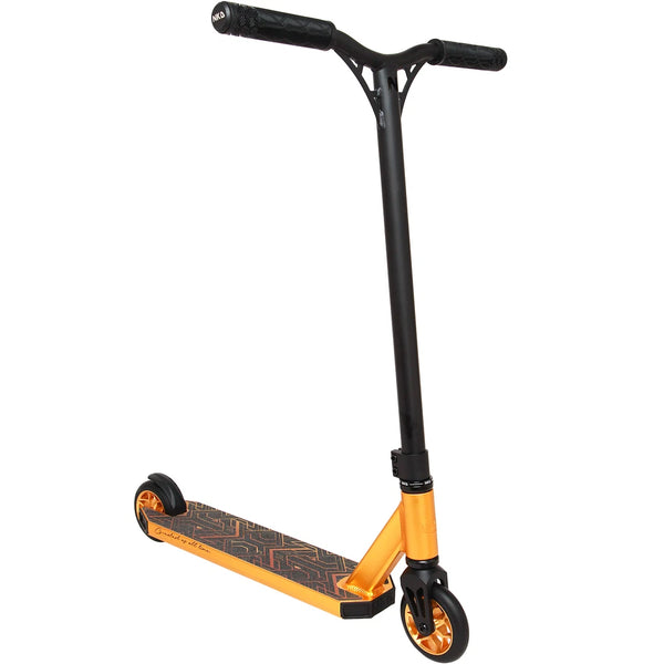 NKD Goat Stuntstep 83cm / 85cm Goud Zwart