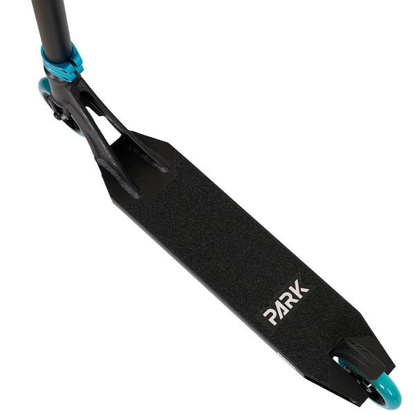 NKD Park Stuntstep Zwart Blauw 84cm