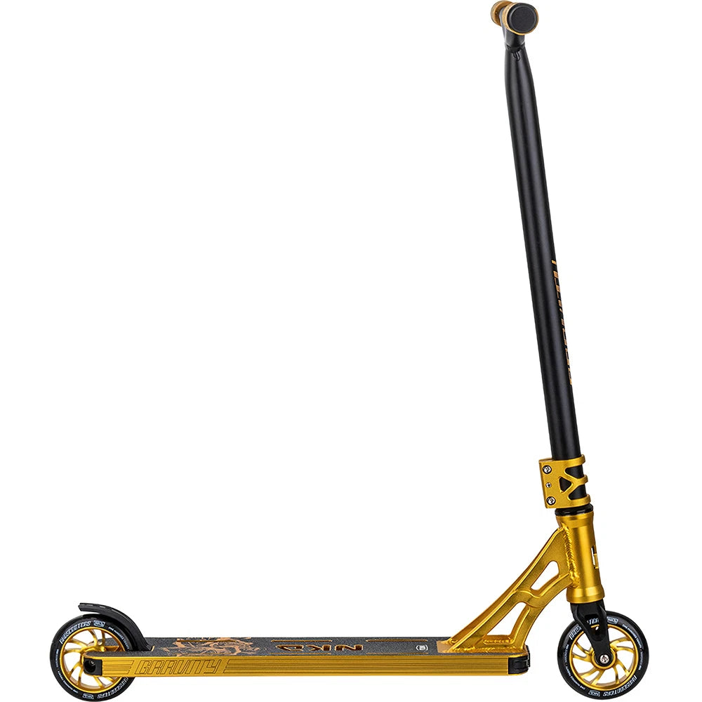 NKD Stuntstep Gravity Goud / Zwart