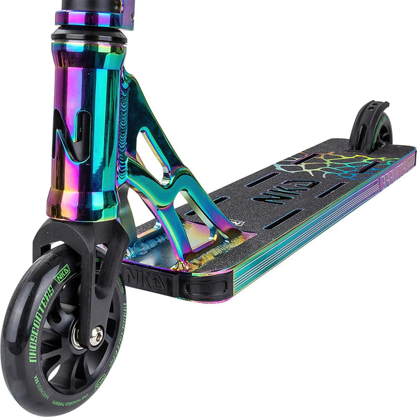 NKD Stuntstep Gravity Neochrome Zwart