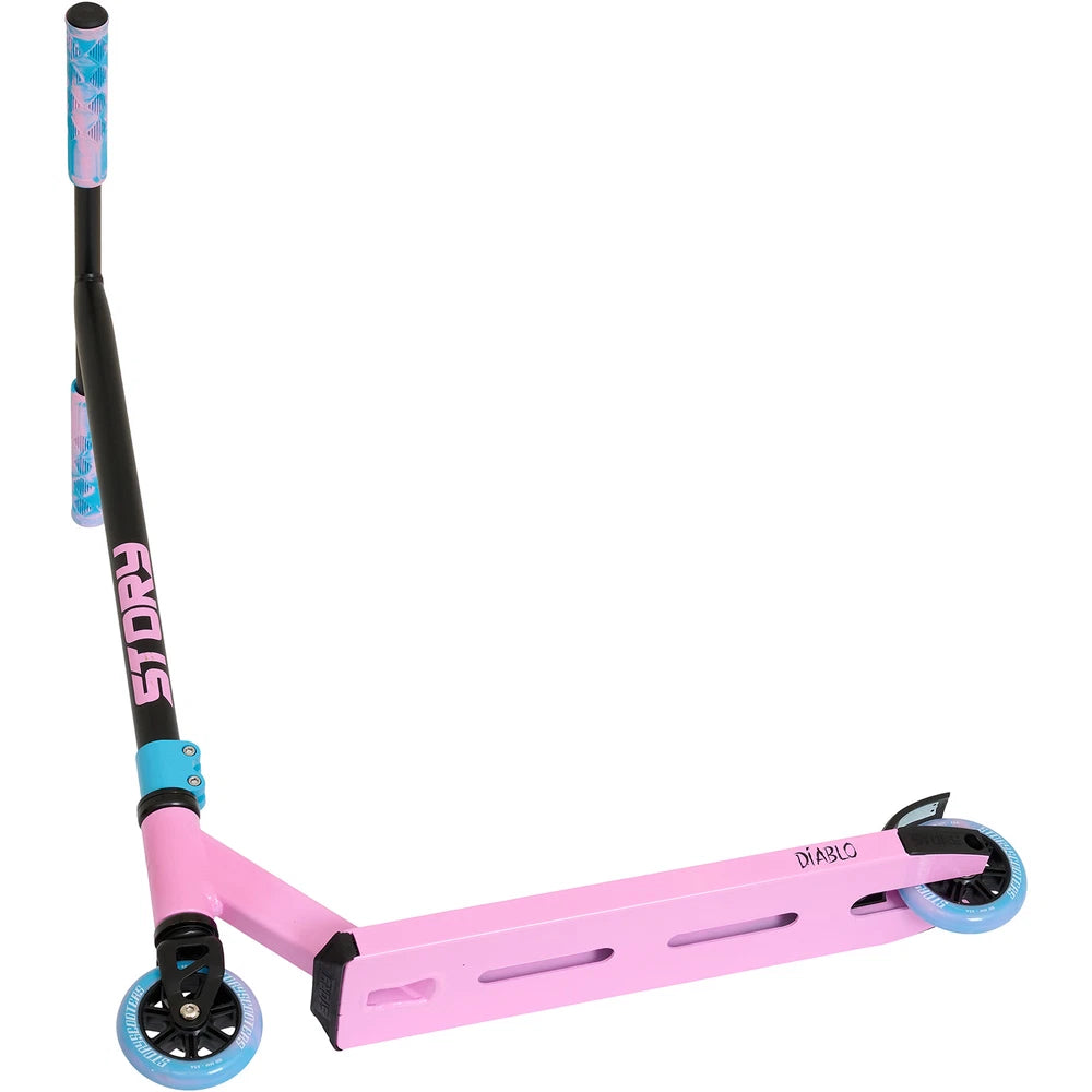 Story / NKD Diablo Stuntstep Roze 78cm