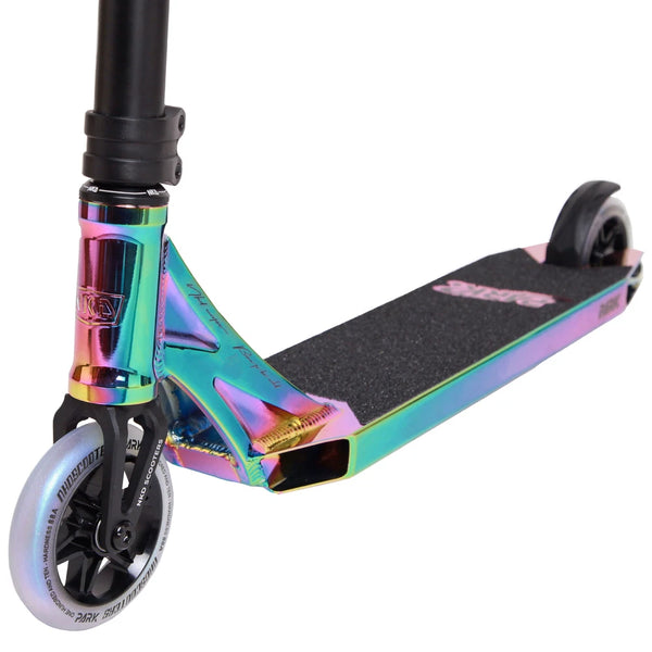 NKD Park Stuntstep Neochrome 84cm