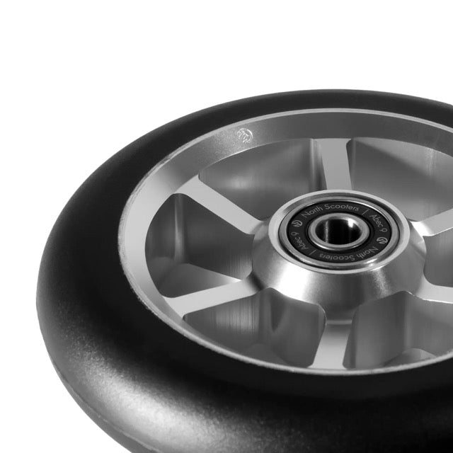 North Signal V3 110 Wheel Silver