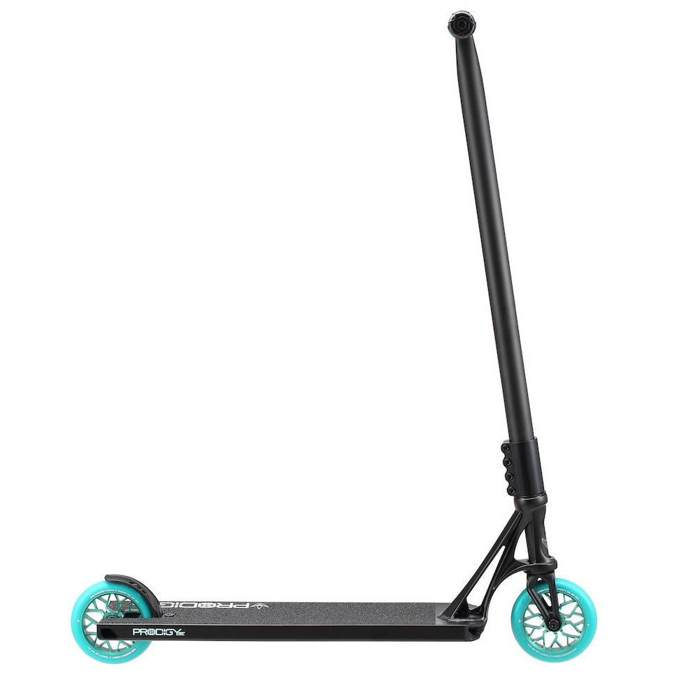 Blunt Prodigy X Street Scooter Black