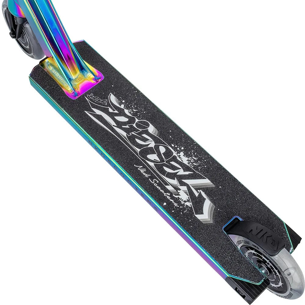 NKD Diesel Stuntstep Zwart Neochrome