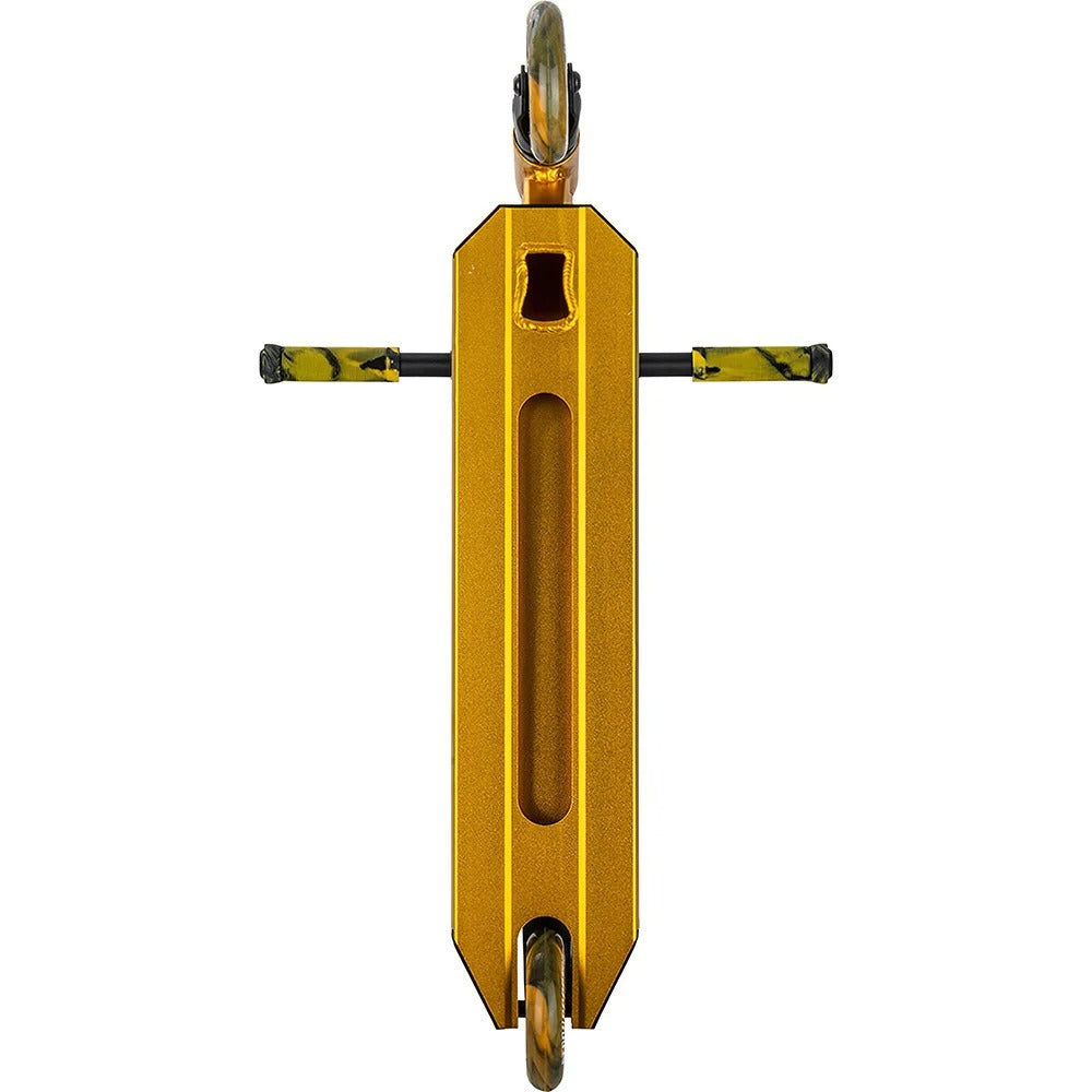 NKD Next Generation 2025 V2 Stuntstep 82cm / 79.5 cm Goud Zwart