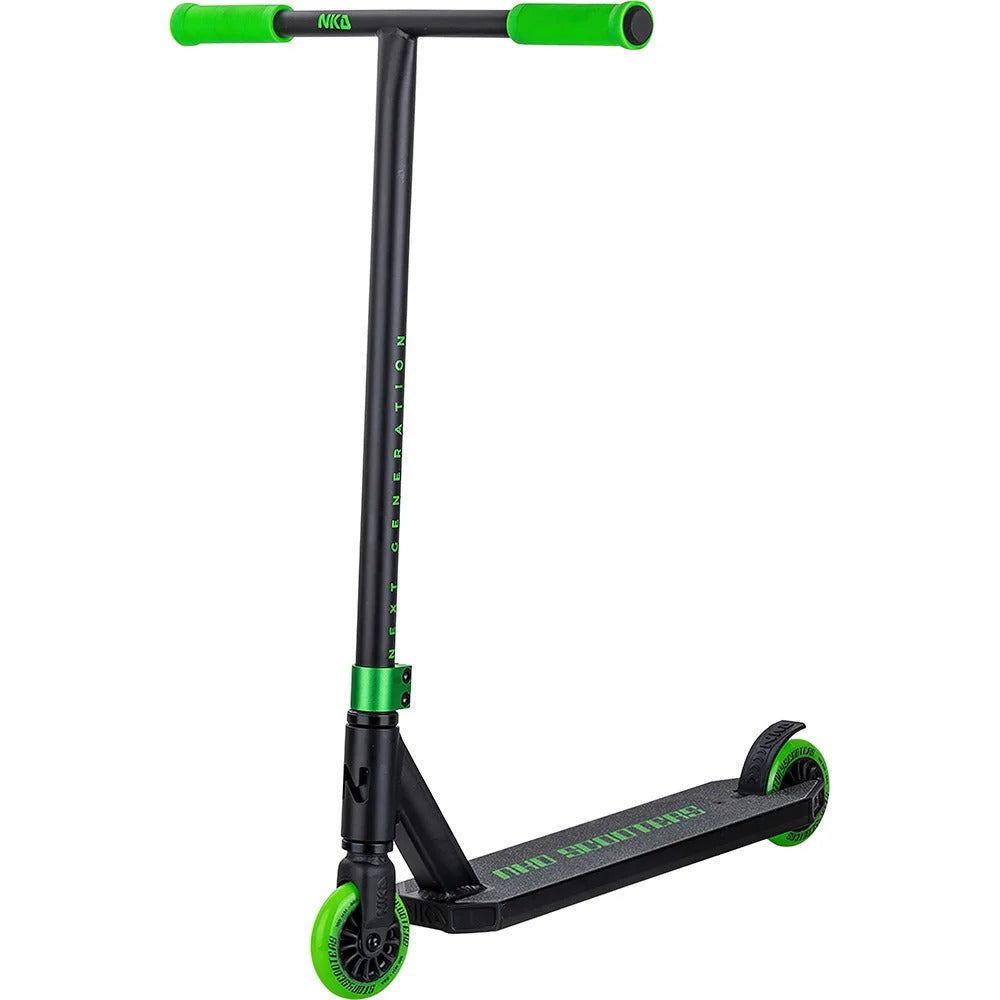 NKD Next Generation 2025 V2 Stuntstep Groen Zwart 79.5cm