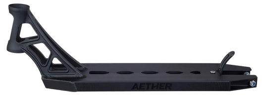 Striker Aether 490 Deck Black