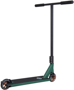 Striker Gravis S Stuntstep Army Groen 90cm